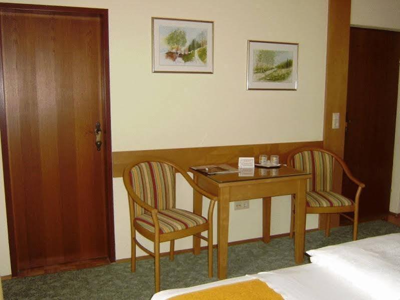 Pension Friedl Innsbruck Ngoại thất bức ảnh